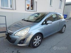 Usata 2012 Opel Corsa | 3200 € (Buon prezzo)