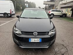 Nero Usata 2010 VW Polo Highline Tre volumi | 6500 € (Buon prezzo)