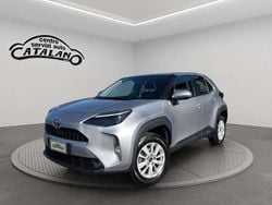 Grigio Usata 2021 Toyota Yaris Cross Lounge SUV | 21.990 € (Buon prezzo)
