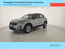 Pyrit silver metallizzato deep black per Usata 2022 VW T-Roc Life SUV | 19.900 € (Ottimo prezzo)