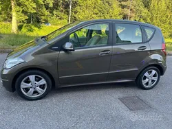 Marrone Usata 2009 Mercedes A150 Avantgarde Tre volumi | 5400 € (Buon prezzo)