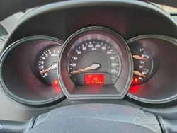 Nero Usata 2015 Kia Rio Tre volumi | 5650 € (Super prezzo)