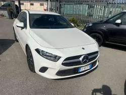 Bianco Usata 2021 Mercedes A200 Executive Tre volumi | 23.490 € (Ottimo prezzo)