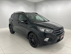 Shadow black Usata 2019 Ford Kuga ST-Line SUV | 14.900 € (Buon prezzo)