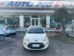 Grigio Usata 2009 Ford Ka Titanium Tre volumi | 3990 € (Buon prezzo)