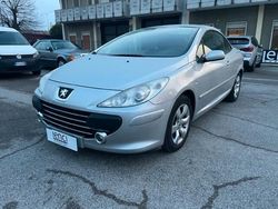 Grigio Usata 2008 Peugeot 307 Tre volumi | 3990 € (Molto cara)