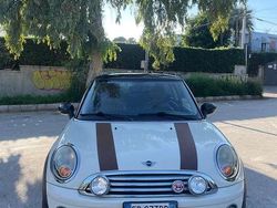 Beige Usata 2010 Mini Cooper Due volumi | 8300 € (Molto cara)