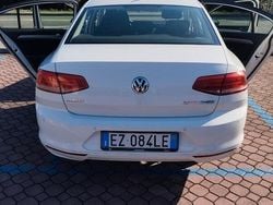 Bianco Usata 2015 VW Passat Tre volumi | 9500 € (Cara)