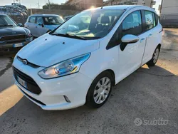 Bianco Usata 2013 Ford B-MAX Individual Monovolume | 4900 € (Buon prezzo)