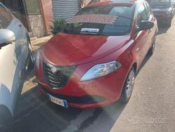Rosso Usata 2015 Lancia Ypsilon Gold Due volumi | 5500 € (Ottimo prezzo)