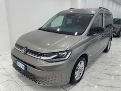 Beige Usata 2023 VW Caddy Life Monovolume | 24.900 € (Super prezzo)