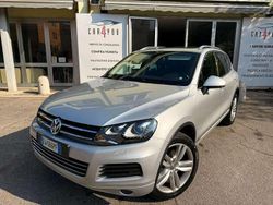 Argento Usata 2014 VW Touareg SUV | 17.500 € (Buon prezzo)