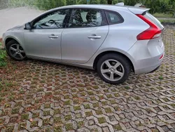 Usata 2016 Volvo V40 Business Edition Station wagon | 5900 € (Buon prezzo)