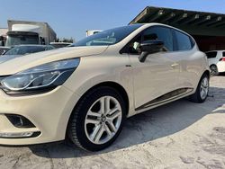 Beige Usata 2018 Renault Clio IV Tre volumi | 8900 € (Buon prezzo)