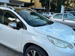 Bianco Usata 2014 Peugeot 2008 Allure SUV | 8600 €