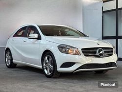 Bianco Usata 2014 Mercedes A160 Executive Tre volumi | 8990 € (Buon prezzo)