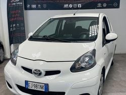 Bianco Usata 2011 Toyota Aygo Due volumi | 4490 € (Buon prezzo)