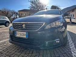 Nero Usata 2017 Peugeot 308 GT-line Tre volumi | 12.000 € (Buon prezzo)