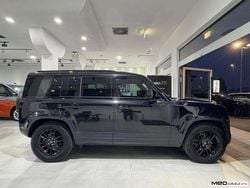 Nero Usata 2020 Land Rover Defender SE SUV | 51.900 € (Buon prezzo)