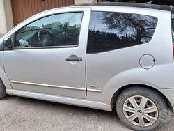 Grigio Usata 2006 Citroën C2 Due volumi | 500 € (Super prezzo)