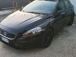 Nero Usata 2016 Volvo V40 Tre volumi | 7500 €