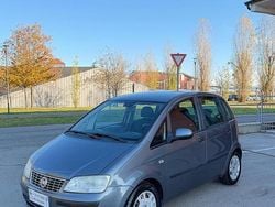 Grigio Usata 2010 Fiat Idea Monovolume | 1999 € (Buon prezzo)