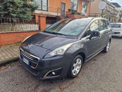 Grigio Usata 2014 Peugeot 5008 Business-Line Monovolume | 5200 € (Ottimo prezzo)
