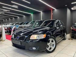 Nero Usata 2012 Volvo V50 R-Design Station wagon | 3900 € (Buon prezzo)