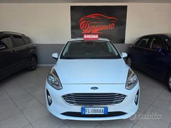 Bianco Usata 2017 Ford Fiesta Due volumi | 8999 € (Buon prezzo)