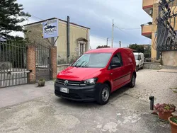 Rosso Usata 2015 VW Caddy Monovolume | 8390 € (Buon prezzo)