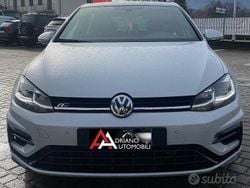 Bianco Usata 2018 VW Golf Sportline Tre volumi | 18.900 € (Buon prezzo)