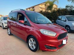 Rosso Usata 2015 Ford Tourneo Monovolume | 7900 € (Ottimo prezzo)