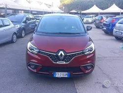 Rosso Usata 2019 Renault Scénic IV Initiale Paris Monovolume | 13.499 € (Buon prezzo)