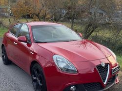 Rosso Usata 2017 Alfa Romeo Giulietta Tre volumi | 10.290 € (Buon prezzo)