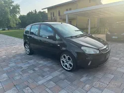 Usata 2008 Ford C-MAX Titanium Monovolume | 2300 € (Buon prezzo)