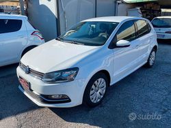 Bianco Usata 2014 VW Polo Trendline Tre volumi | 6990 € (Cara)