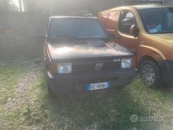 Nero Usata 2023 Fiat Panda 4x4 Due volumi | 5000 €