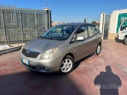 Grigio Usata 2003 Toyota Corolla Tre volumi | 2500 € (Buon prezzo)