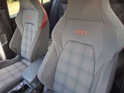 Usata 2023 VW Golf GTI Tre volumi | 35.000 € (Cara)