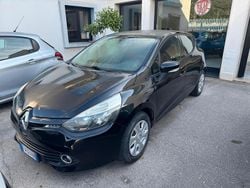 Nero Usata 2015 Renault Clio IV Tre volumi | 7990 € (Buon prezzo)