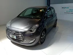 Grigio scuro Usata 2015 Hyundai ix20 Comfort Monovolume | 7500 € (Buon prezzo)