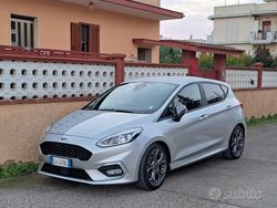 Grigio Usata 2020 Ford Fiesta ST-Line Due volumi | 12.000 € (Buon prezzo)