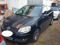 Nero Usata 2009 VW Polo Comfortline Tre volumi | 1500 € (Super prezzo)