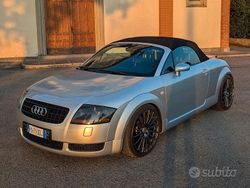 Grigio Usata 2000 Audi TT Roadster Cabrio | 13.000 € (Cara)