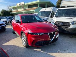 Rosso pastello Usata 2023 Alfa Romeo Tonale Super SUV | 21.890 € (Ottimo prezzo)