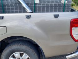 Grigio Usata 2014 Ford Ranger Pick-up | 20.000 € (Molto cara)