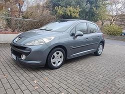 Grigio Usata 2009 Peugeot 207 Sport Tre volumi | 3600 € (Buon prezzo)