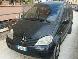 Nero Usata 2003 Mercedes Vaneo Monovolume | 3000 €