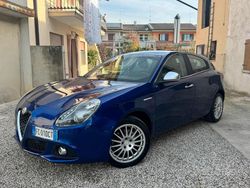 Usata 2015 Alfa Romeo Giulietta Tre volumi | 7300 € (Buon prezzo)