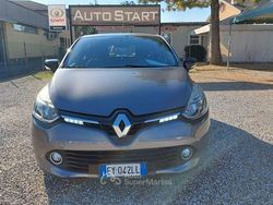 Grigio Usata 2015 Renault Clio IV Tre volumi | 8300 € (Buon prezzo)